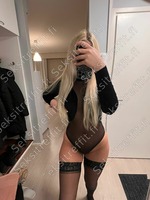 Nice and beautiful girl ready to meet you