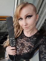 Domina Miss Hoto