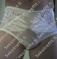Ostetaan aikuisen naisen pöksyt